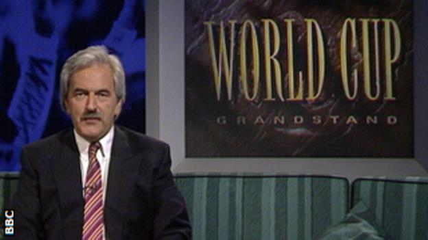 🚨 | Nostalgia moment - remember the good old days you would watch the World Cup with Des Lynam to watch the football? 

Just now on the BBC we just had climate change lectures during half time of the France v Australia game.

🤡🤡🤡