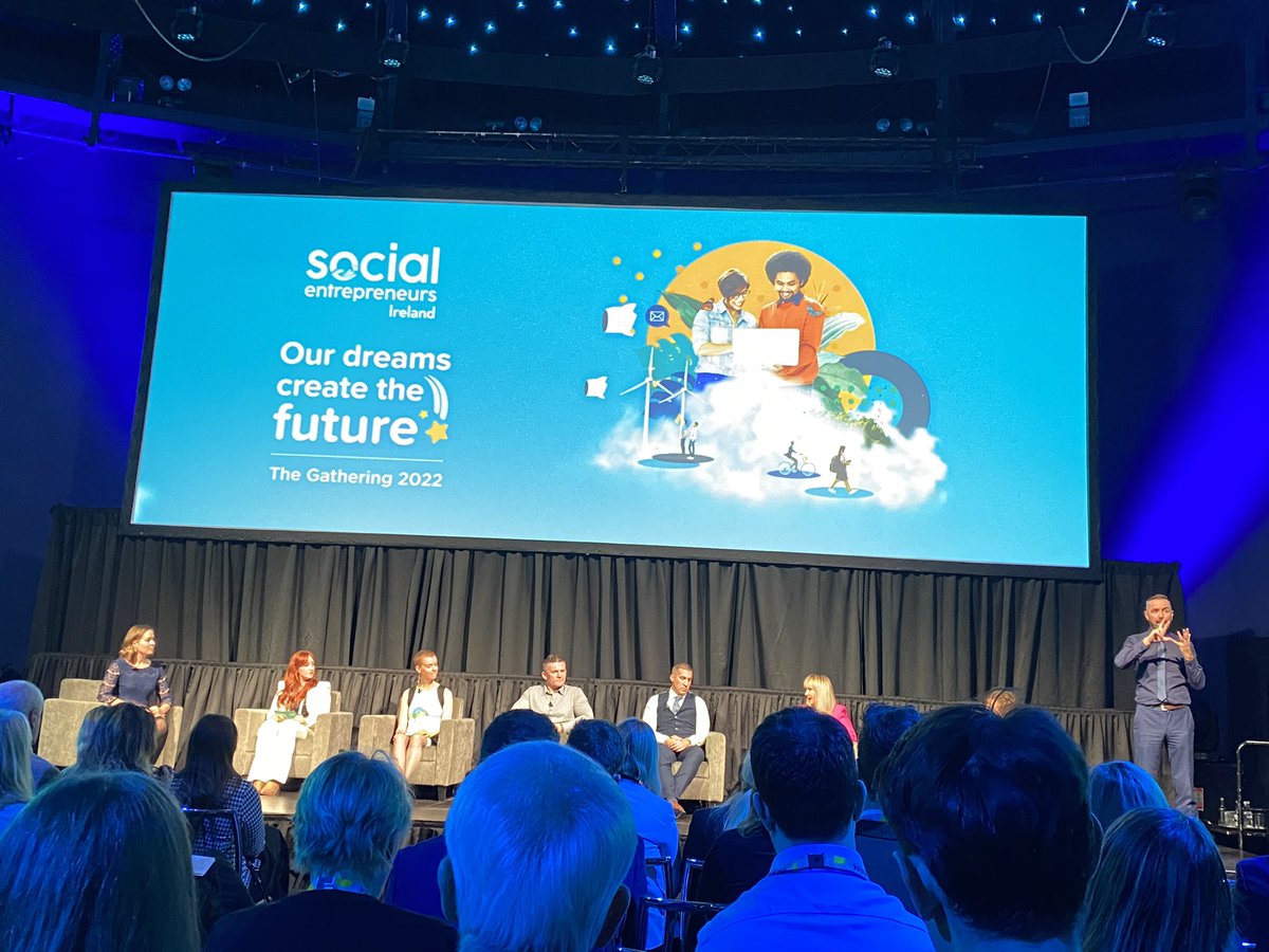 agrimammy's tweet photo. Lads the Round Room @MansionHouseDub is buzzing with potential, the intent to bring positive change & real ideas to drive impact to #ChangeIreland for the better @SEIreland #Arise 🙌🏻🙌🏻 https://t.co/2IQDYQ6Cd5