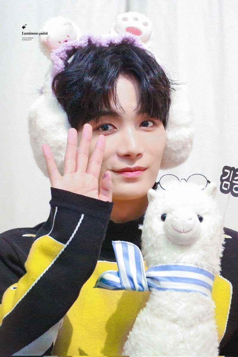 221120 © luminous0608
#김종현 #KIMJONGHYEON