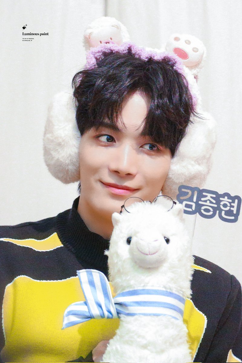 jonghyeonpics's tweet photo. 221120 © luminous0608
#김종현 #KIMJONGHYEON https://t.co/V8D0PJ2UcT