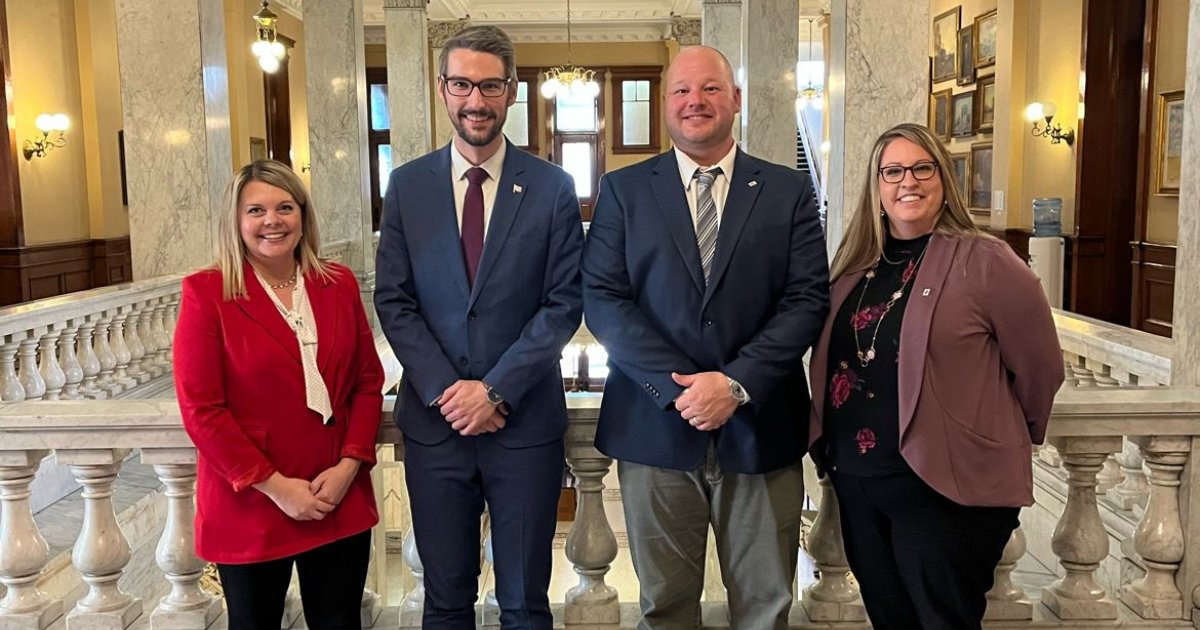 IBAOntario's tweet image. Nov 21, 2022 marked IBAO’s annual Awareness Day at Queen’s Park. IBAO reps met with Ontario Cabinet Ministers and MPPs to discuss topics facing the industry, what is best for consumers and the value of brokers. Thank you to everyone involved.
 
#OntarioBrokers #ForConsumers