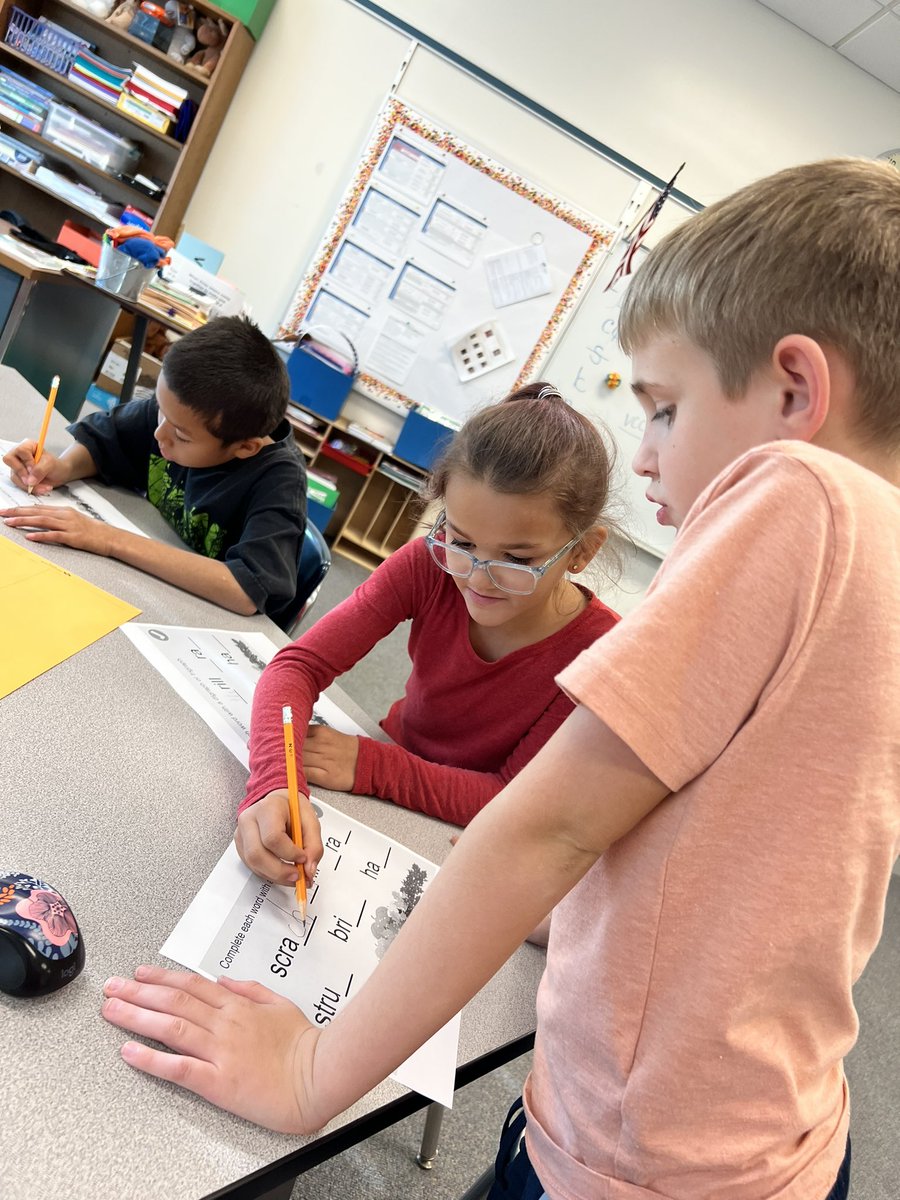 Laura Eigel tweet media