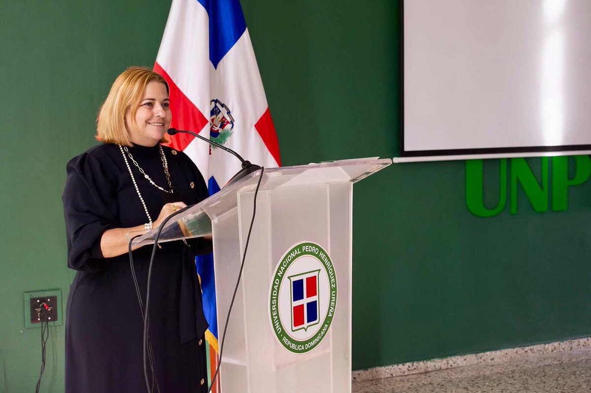 Escuela de Postgrado UNPHU tweet media