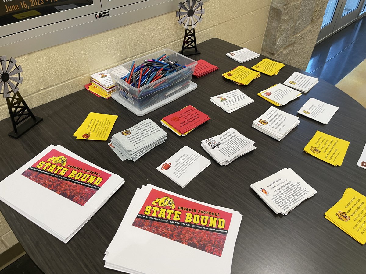 BataviaFootball's tweet photo. Thank you to @BataviaFineArts and @BataviaAthletic for hosting this event tonight! BYF & Jr Bulldogs see you 6:30 pm! #ForYourTeam #ForYourTown https://t.co/mgwfnr0O4W