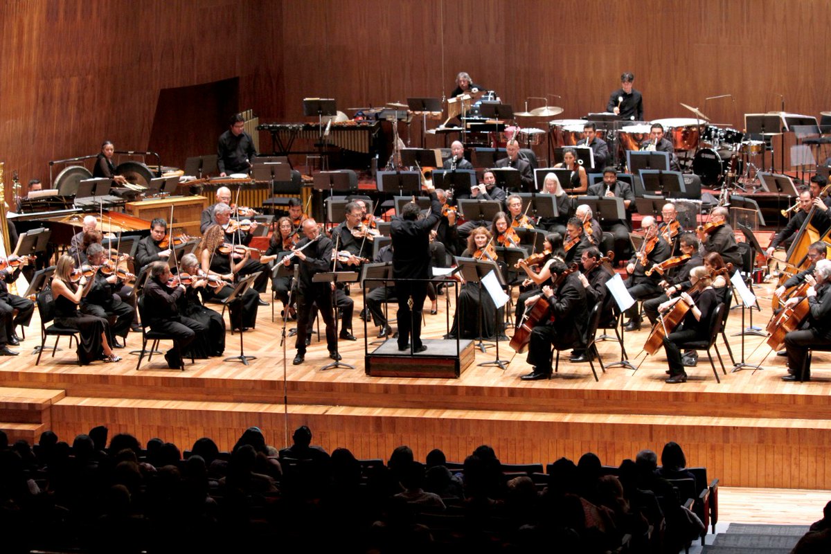 Fonoteca's tweet photo. ¡Visita la #FonotecaItinerante y escucha música mexicana de concierto!
 
Disfruta piezas como “Intermezzo de Atzimba” de Ricardo Castro, “El festín de los enanos” de  José Rolón, “Preludio a Colón” de Julián Carrillo, entre otras.
 
https://t.co/5L865OBLwf https://t.co/mLyVQSORmB