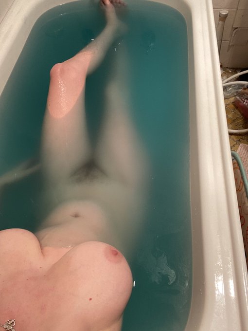 Been a while since I&rsquo;ve done a bath pic. Had a damn good hot soak #nsfwtwt #nsfwaccount https://t.co<a href="/tag/nsfwaccount"class="tags"><span>#nsfwaccount</span></a><a href="/tag/nsfwtwt"class="tags"><span>#nsfwtwt</span></a>