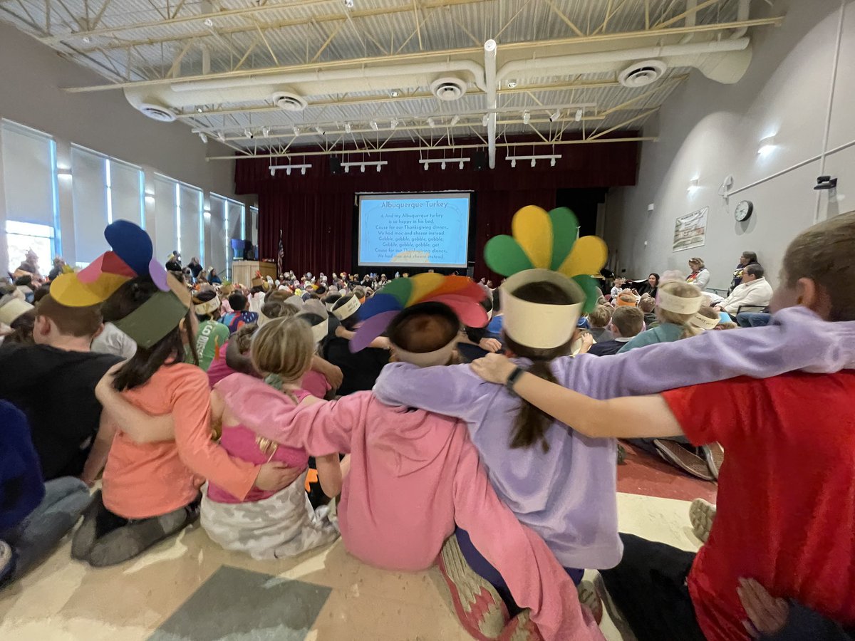 BDMWUpdates's tweet photo. 🎼A wonderful Thanksgiving singalong led by @MsTryon . We’re certainly grateful to have all of amazing students and faculty at Broadmeadow. 🦃 https://t.co/O72v4cOplv