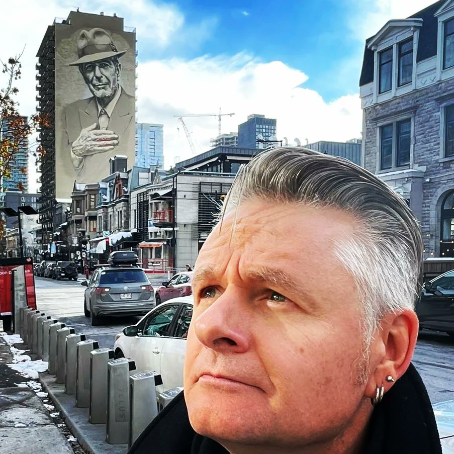 VicGalloway's tweet photo. Montreal, you were a dream once again... Thank you @mformontreal for a brilliant festival &amp; @M4Mikey for the invitation! Great city, great people, great music, great art, great food... ❤ #montreal #mformontreal #m4m #m4mtl #music #art #livemusic #leonardcohen #sunglaciers https://t.co/HfDbgjnETK
