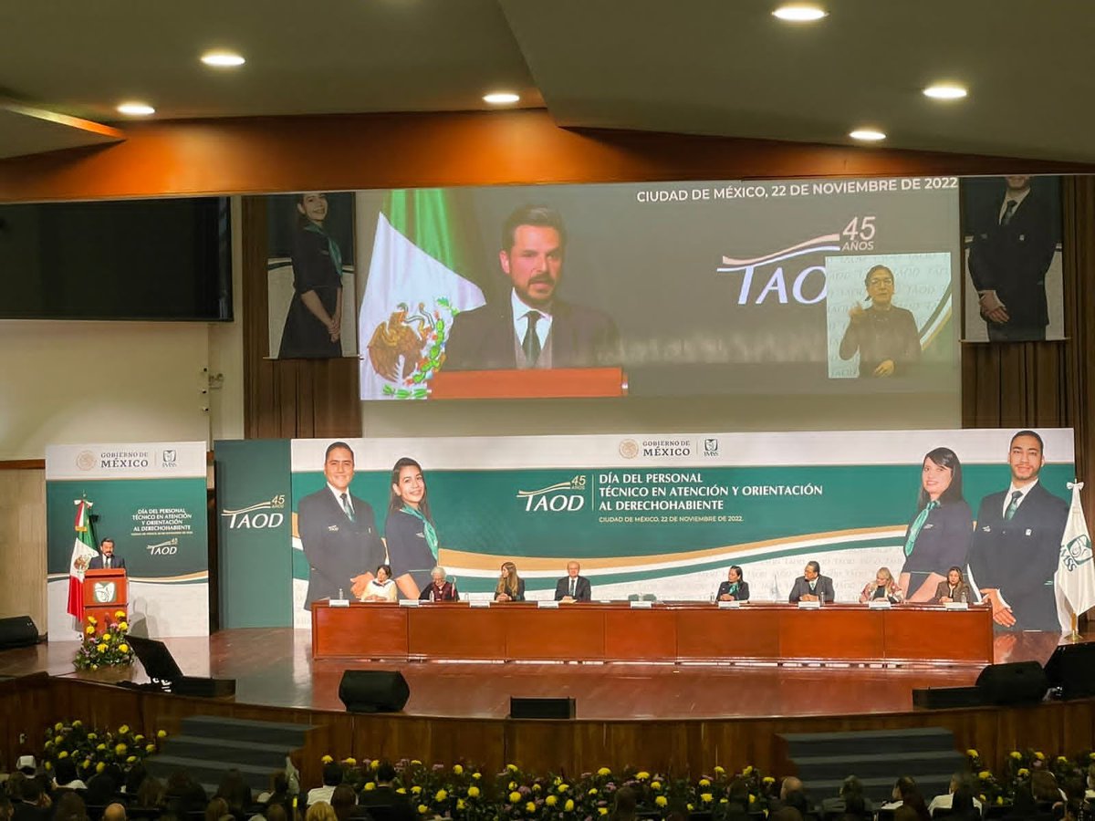 tlaxcalaIMSS's tweet photo. 🧐 El Programa #IdentidadIMSS tiene como objetivo no solo que se trate bien a las personas, sino capacitación en #DDHH, perspectiva de género, el buen trato como responsabilidad administrativa.
45 Aniversario #TAOD | 🔴#EnVivo https://t.co/5VU51OOMaR https://t.co/HzuDTBY16n
