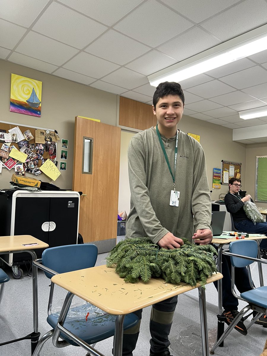 Mrs. Russell tweet media