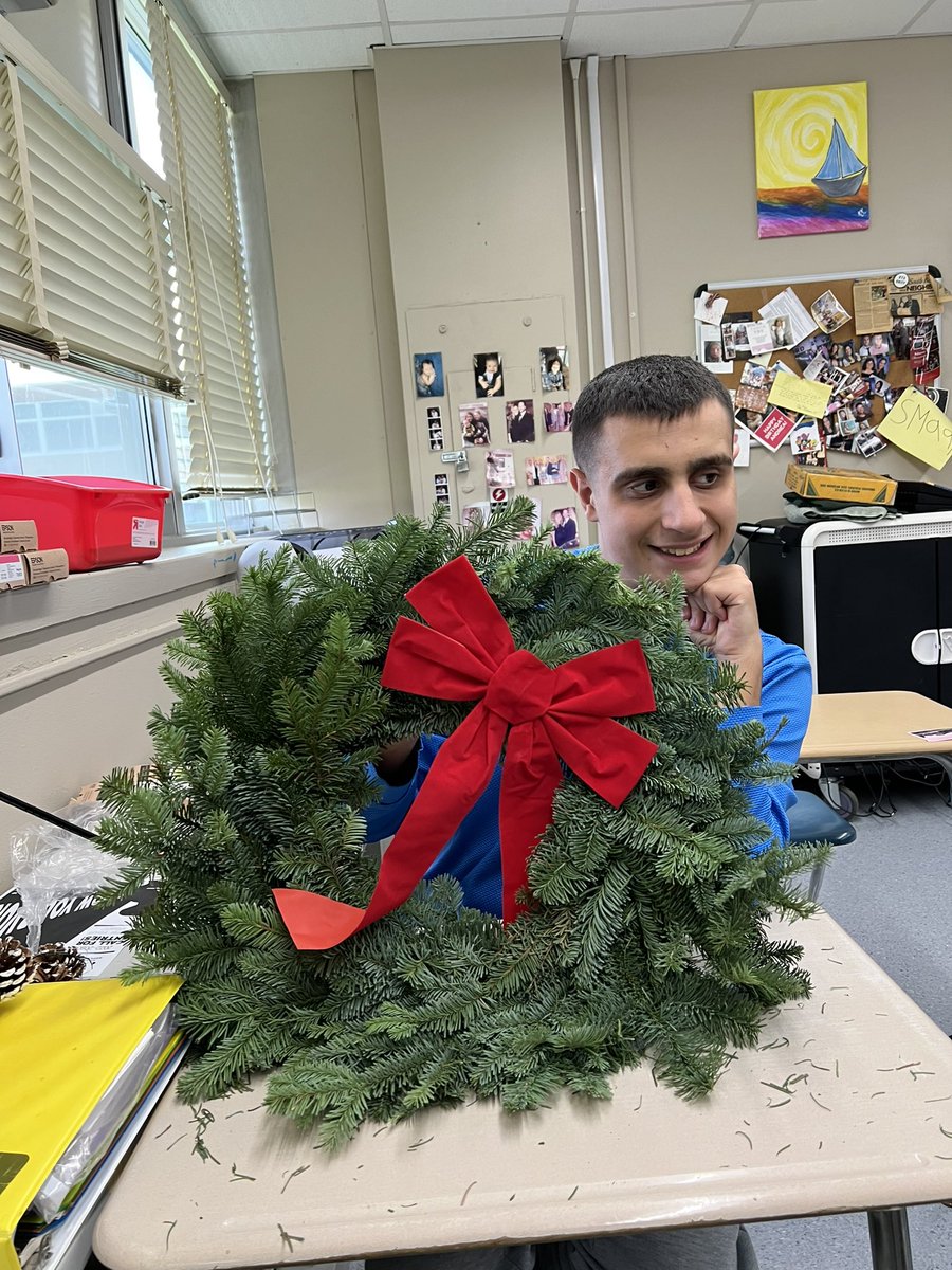 Mrs. Russell tweet media