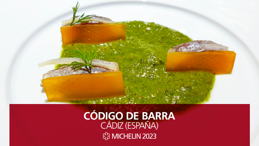 GuiaMichelin_ES's tweet photo. Nuevo 1 #EstrellasMICHELIN #GuiaMICHELIN2023: @codigodbarracdz, Cádiz.
El chef Léon Griffioen procura enseñarnos los sabores gaditanos desde la perspectiva actual, en base a distintos momentos históricos y a los mejores productos de la zona.
#MICHELINSTAR23 #GUIAMICHELINESPT https://t.co/dsMx3LLFoJ
