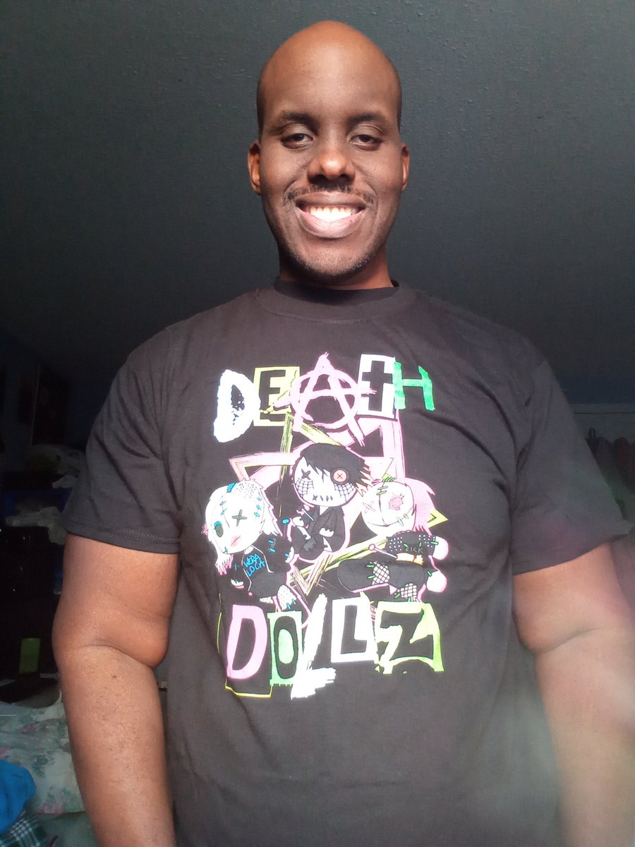 #multiversemailcall I got a brand new Death Dollz T-shirt! I got it from @ShopIMPACT. I'll keep wearing it.

I just wanna thank @WeAreRosemary, @thetayavalkyrie and @FearHavok for selling a T-shirt for me.
#deathdollz #decay #Ragnarok
#IMPACTWRESTLING 

@DemonxBunny @Rushlemania