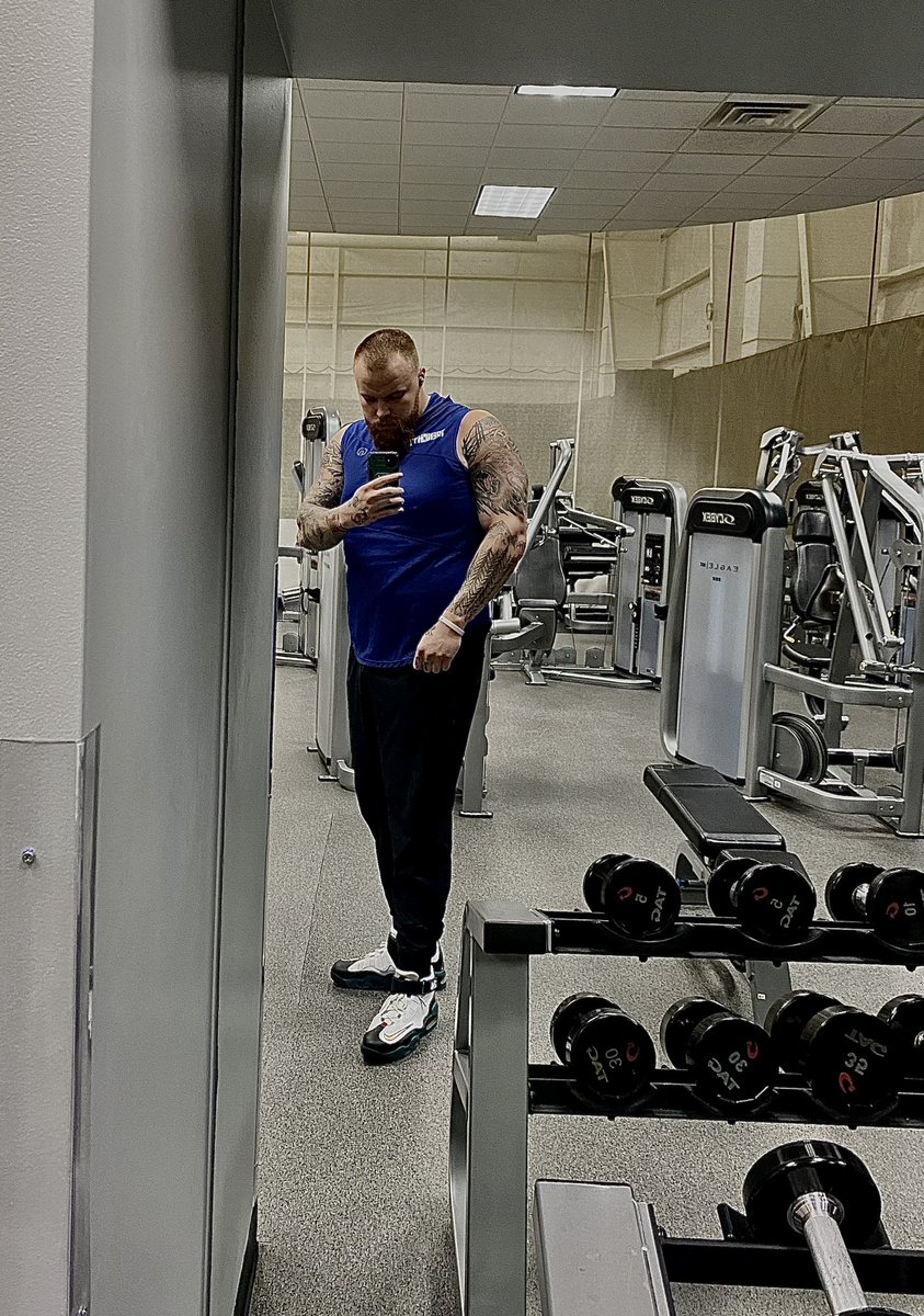 75doyle's tweet photo. Hair line might be receding but these GAINS aren’t! 👊🏼🧱☘️ #BrickByBrick #TrainViolent #ALPHA #NordicStrength #CoachPower https://t.co/LN93odtmWi