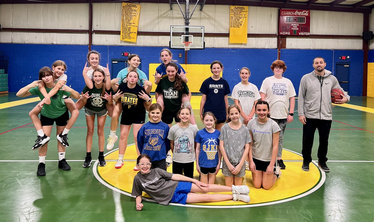 Bishop Mussio Middle School girls basketball team getting some work in the past 7 weeks. We appreciate the coaches, parents and school to make it happen. Goodluck girls.

#nextlevelathletics