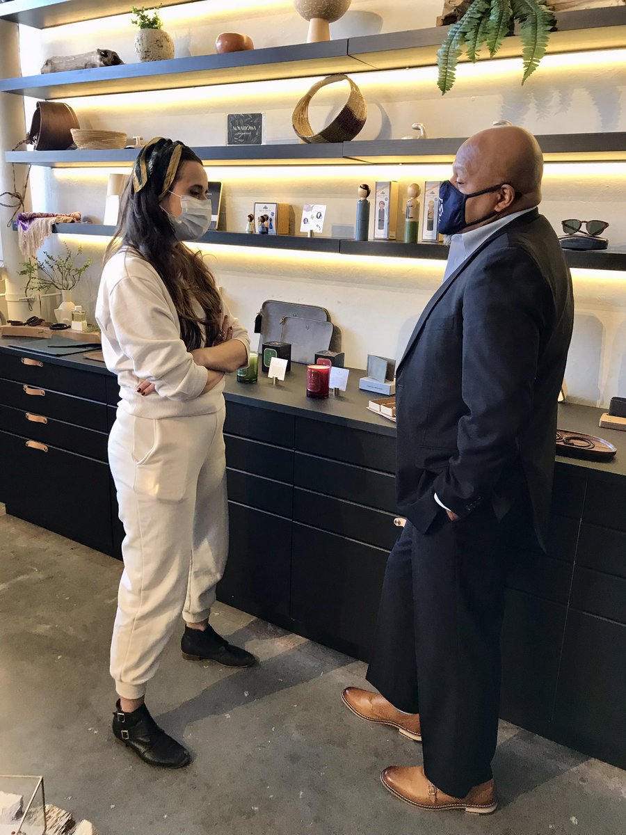 SBA_DCMetro's tweet photo. The countdown continues to #SmallBusinessSaturday on November 26! Here's another look at last year's visit with the wonderful vendors of @LaCosechaDC. Together, we can make a BIG impact on local communities. Remember to #ShopSmall &amp; #DineSmall this holiday season &amp; all year long! https://t.co/ebDBDLOukN