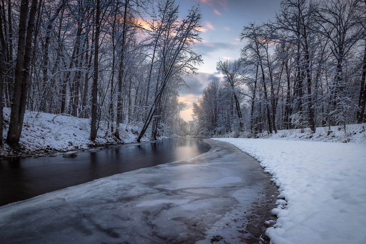 Winter weather is beautiful, but it's unpredictability can leave us vulnerable.

When sudden loss happens to members of our community, 
volunteers at our Community Life Centre in Kelowna respond from their hearts. Find out how we help—and how you can too: bit.ly/3EaCucE