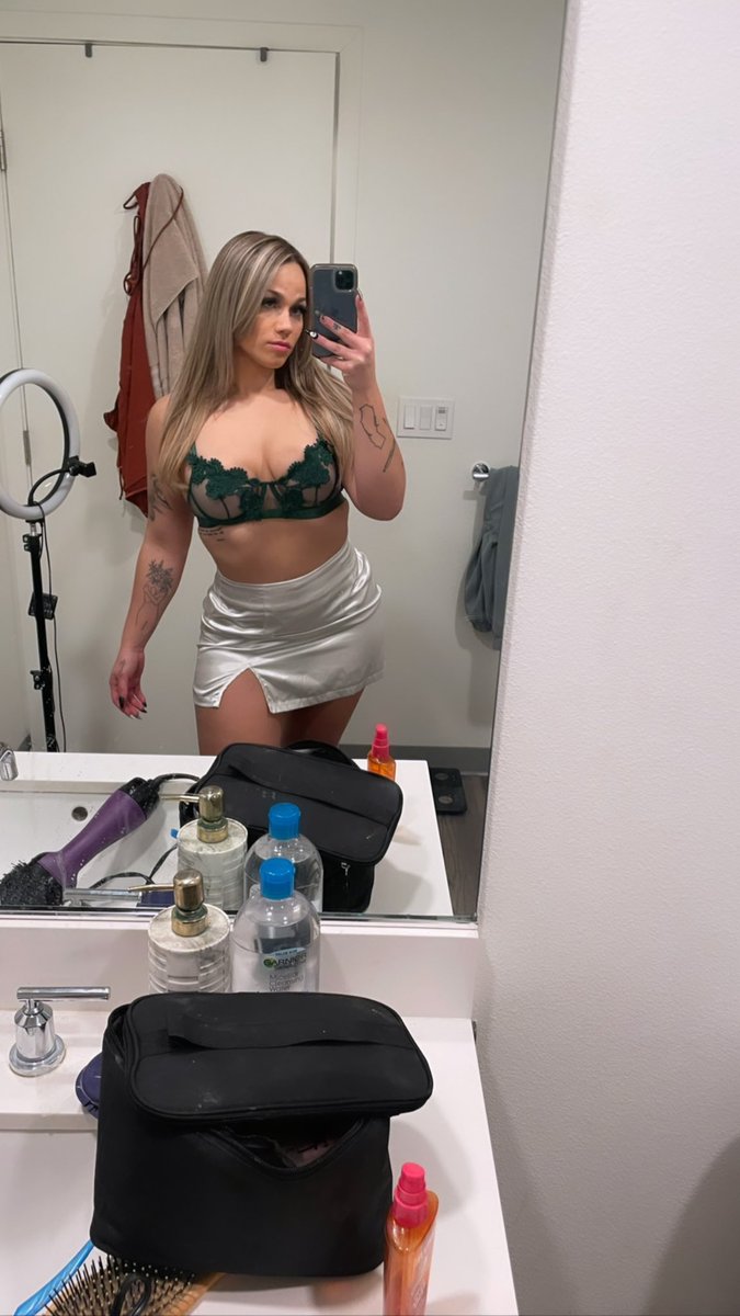 iambritbailey's tweet photo. https://t.co/M0ds9SNpDZ
#onlyfans #onlyfansgirl #OnlyFansPromo #sw #sexwork #booty #uncensored #nsfw #twitterpromo #premiumsnapchat #buyingnudes #sellingnudes #sellingcontent https://t.co/XP0TutH98q