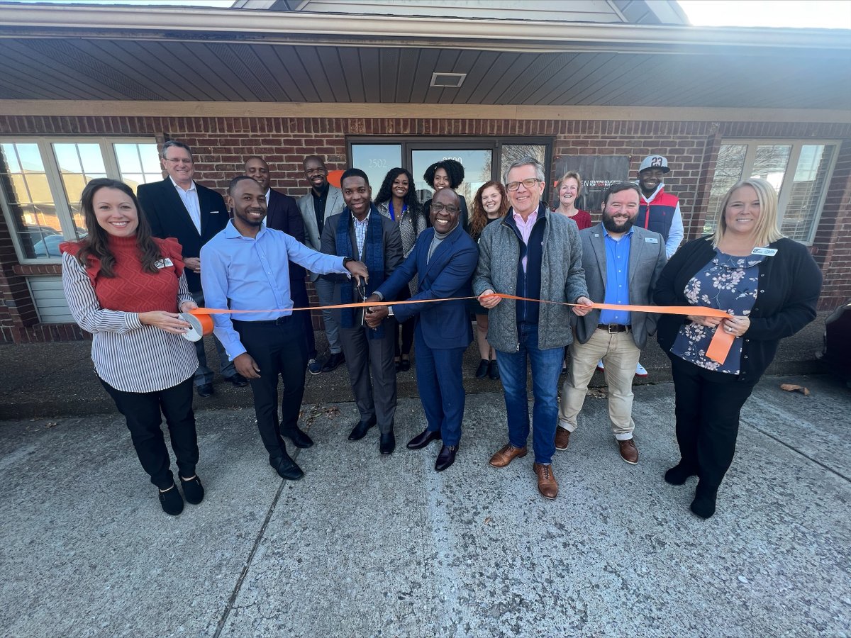 evvregion's tweet photo. Congratulations on the Grand Opening of the Evansville office, Jaspen Group! This minority owned staffing agency helps staff the Haitian community. ๐โ๏ธ
#grandopening #evvregion #ribboncutting https://t.co/1ua30MKrnt