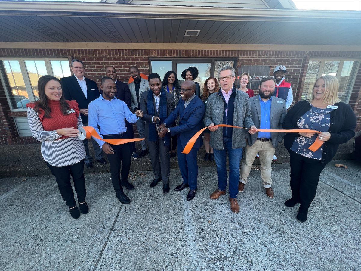 evvregion's tweet photo. Congratulations on the Grand Opening of the Evansville office, Jaspen Group! This minority owned staffing agency helps staff the Haitian community. ๐โ๏ธ
#grandopening #evvregion #ribboncutting https://t.co/1ua30MKrnt