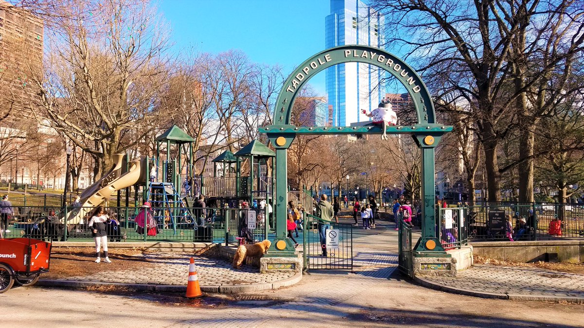BostonCommonMP's tweet image. An expanded Tadpole Playground will serve a wider range of ages and abilities. Upgrades include increasing the size of the footprint and the variety of play equipment-- plus, new stroller parking and seating options!

How do you play? Let us know at bostoncommonmasterplan.com