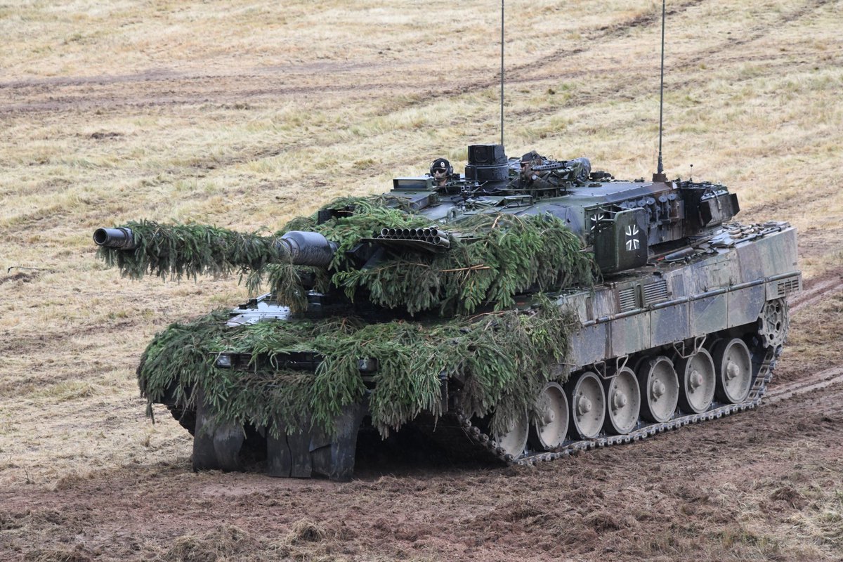PzBtl393's tweet image. Here we are ... #Leopard2A7V by tank-masters.de 👍🇩🇪😎