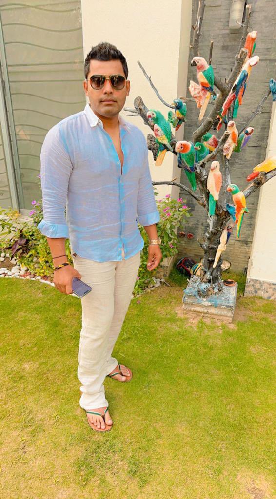 Uakmal9696's tweet photo. 😊#umarakmal https://t.co/7Wf0sxaVIB