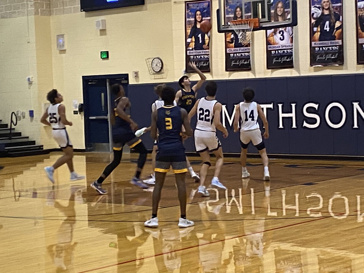 BiggDogg5639's tweet photo. @MorinTiki ..Came to see My Nephew #20 Tiki Morin play!
STP Tigers Vs. S.V. Rangers
Let’s Go STP 🏀🐯
#mynephew
#STPTigers https://t.co/kw50otyM3H
