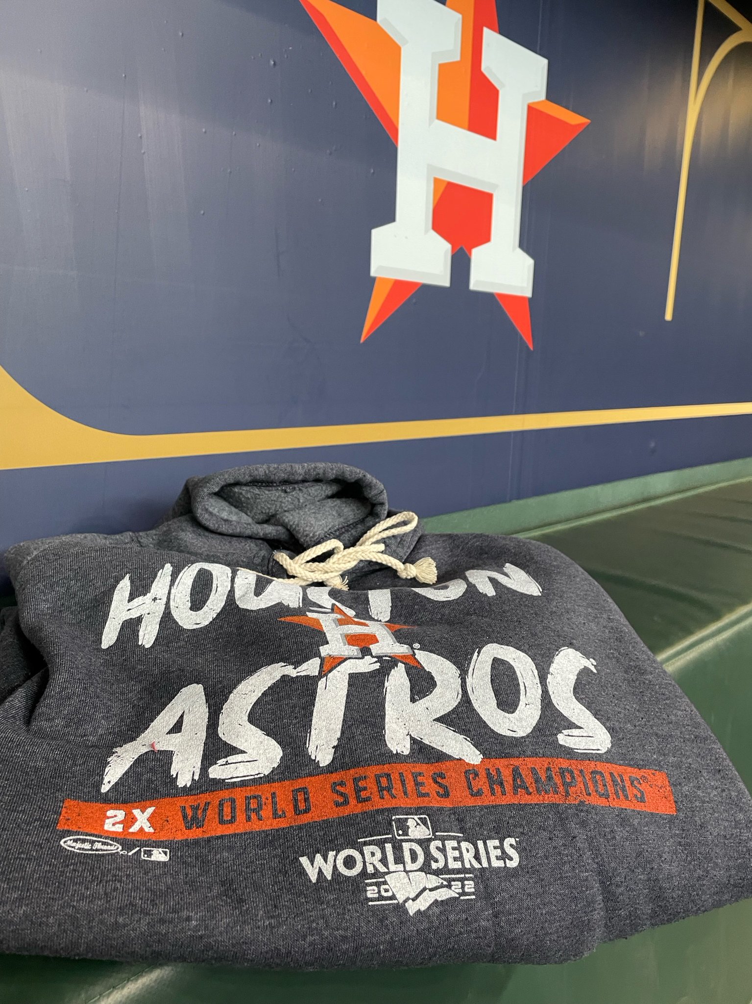 Astros Team Store, Locations