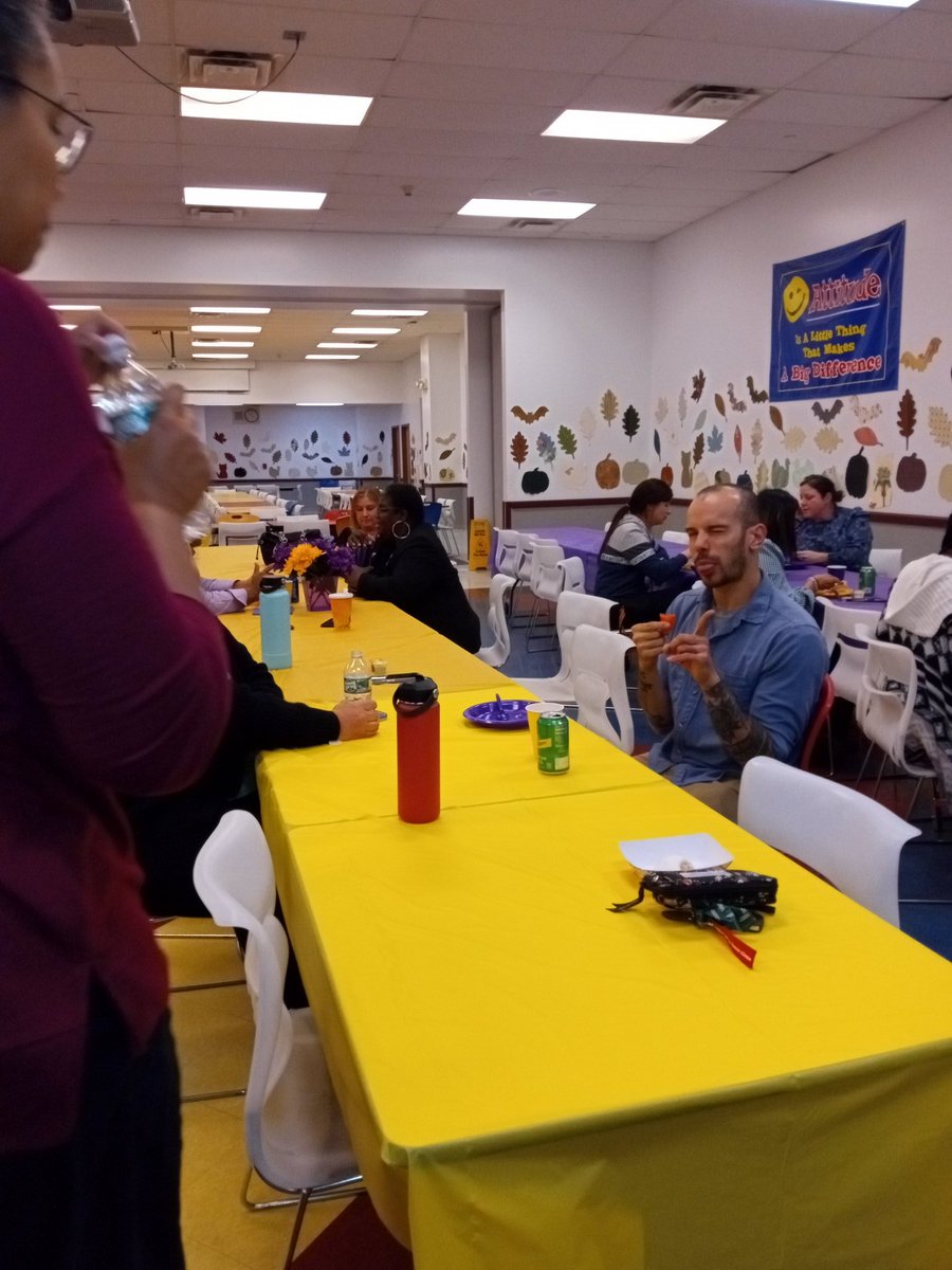 devosesh's tweet photo. Potluck Thanksgiving RPCS style! https://t.co/u3rrJcWvYE