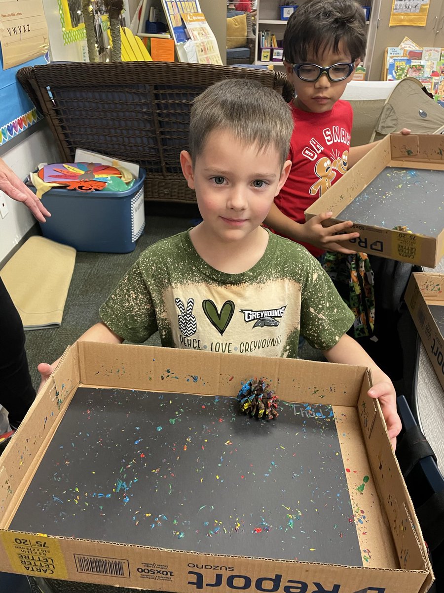 Friday fun always has painting in <a href="/mamamartin75/">Caren Martin</a>’s Pre-K class! Not one, but TWO types of art being created at the same time! The pine cone and the art piece itself! Feeling thankful this Tuesday thinking about the AP I get to be <a href="/BearCreekElem/">Bear Creek</a>!