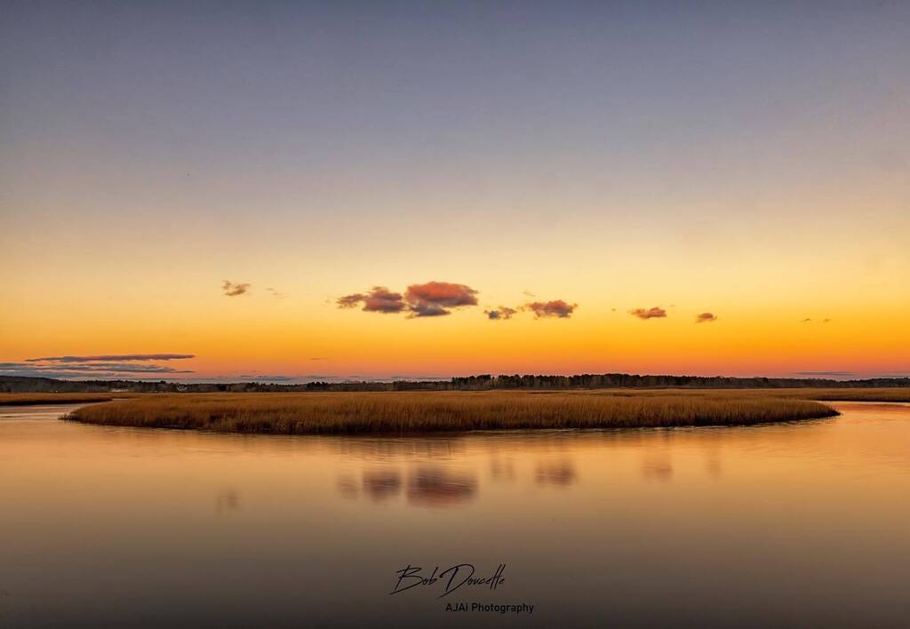 AJAPhotography2's tweet photo. A sunset at Scarborough Marsh.
@shutterbugs4charity #downeastmagazine#igersmaine #maine_igers#igersnewengland#themainemag#uspixels#visitmaine#raw_community#fortheloveofmaine#maineisgorgeous #ignewengland#newenglandunlimited#raw_usa_#mainelife#portlandmag#bestoftheusa#sunsets… https://t.co/f1g1owWKKW