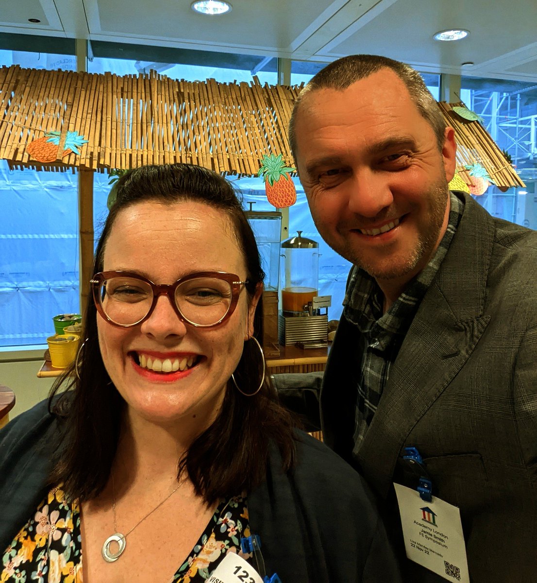 CloudBusiness9's tweet photo. Is it just me @WhatTheTrigMath or do we look like this is an ad for 'the breakfast show with Sammy & Jay, tune in at 6 for hilarious antics' π But seriously it was fab to see you at Google HQ #London today #FEGoogle2022 https://t.co/WPe8Gdm4u5