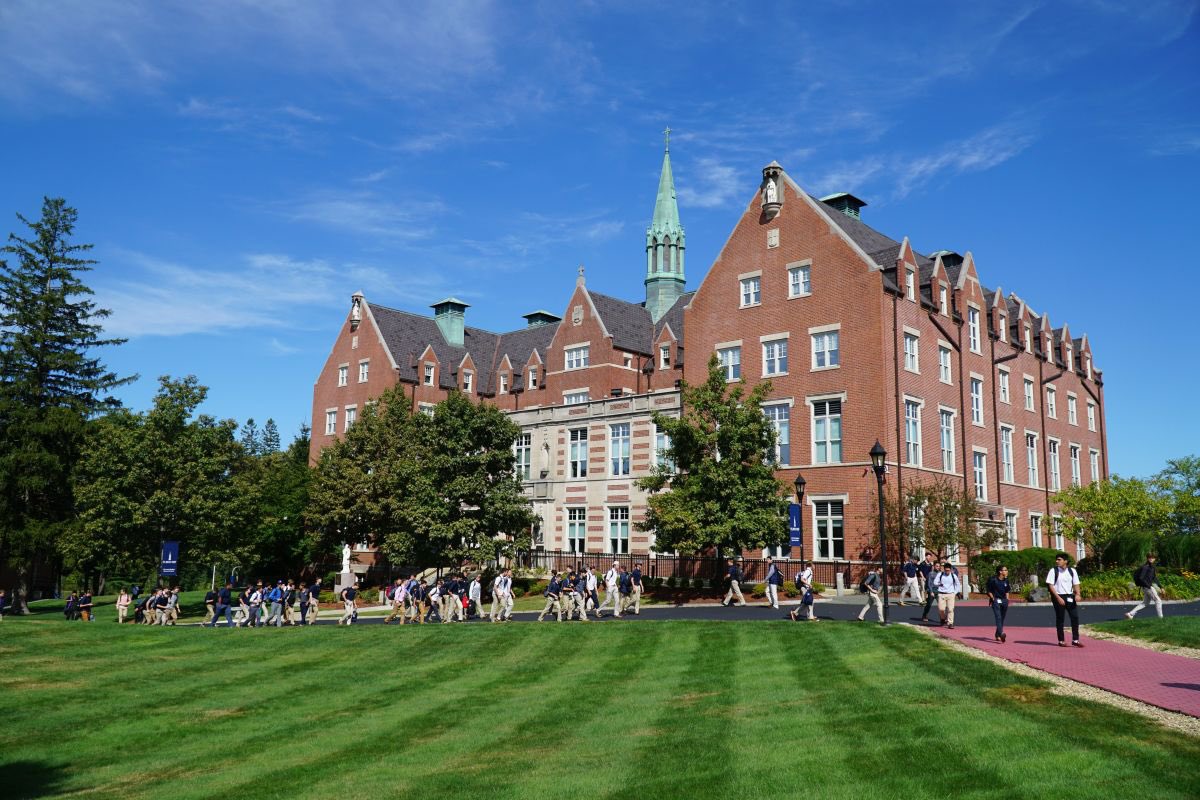 katie_arend's tweet photo. ✨ a little life update ✨

I’m excited to share that I have started a new position at @stjohnsprep! https://t.co/fCuEjbAuG7