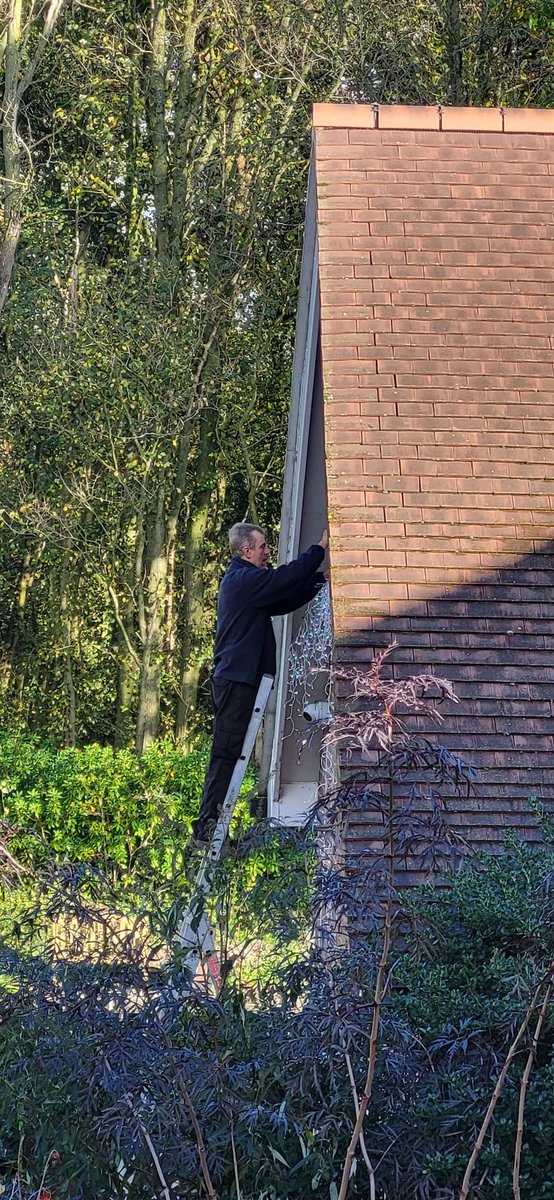 It has started!!! Christmas is coming to Aldwickbury 🎄❄️☃️ 

Keep your eyes peeled this weekend for the grand reveal of this year's Christmas party night theme 👀

#christmas #christmasparty #aldwickburypark #christmasdo #christmas2022 #partynight #Christmastheme #harpenden