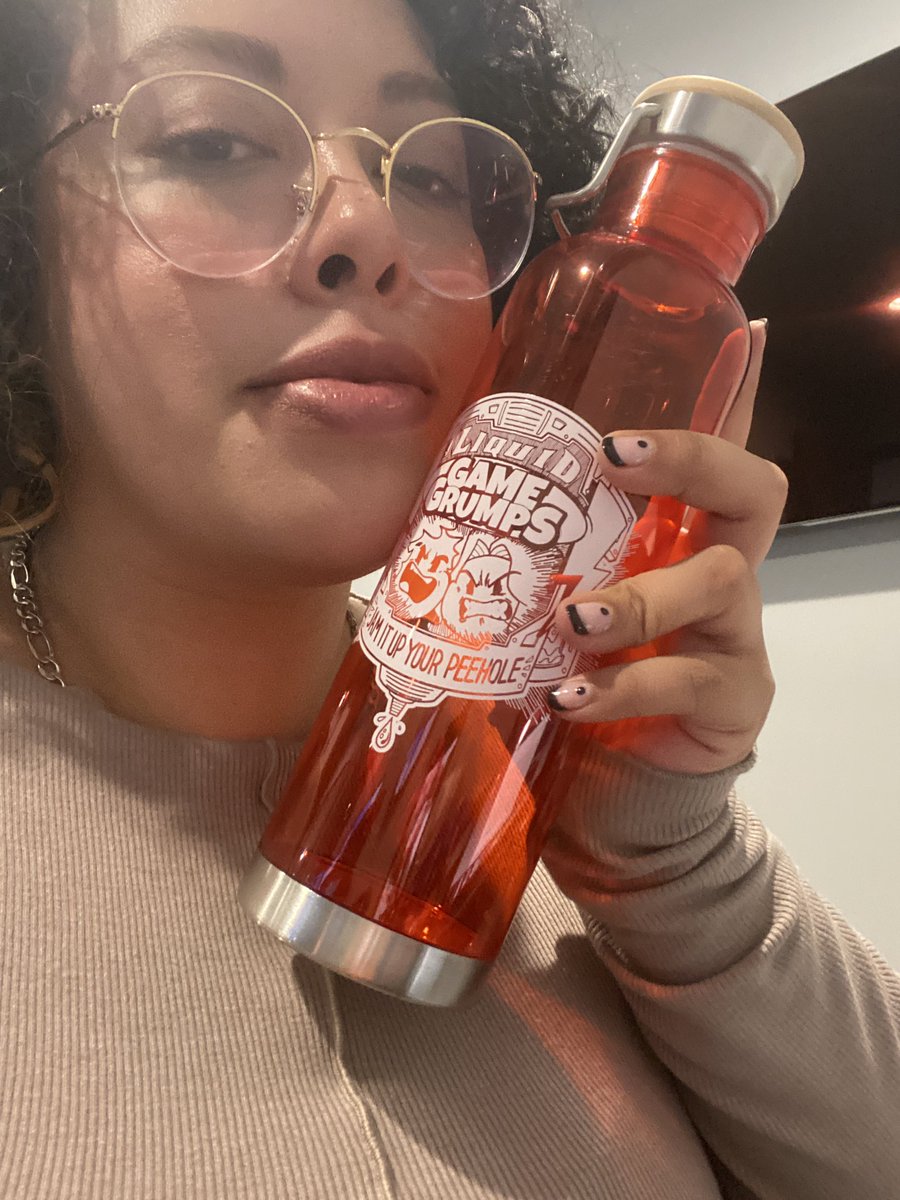 nessguerrero's tweet photo. Today is my first day at @GameGrumps 😊 https://t.co/PAkSfaUciM
