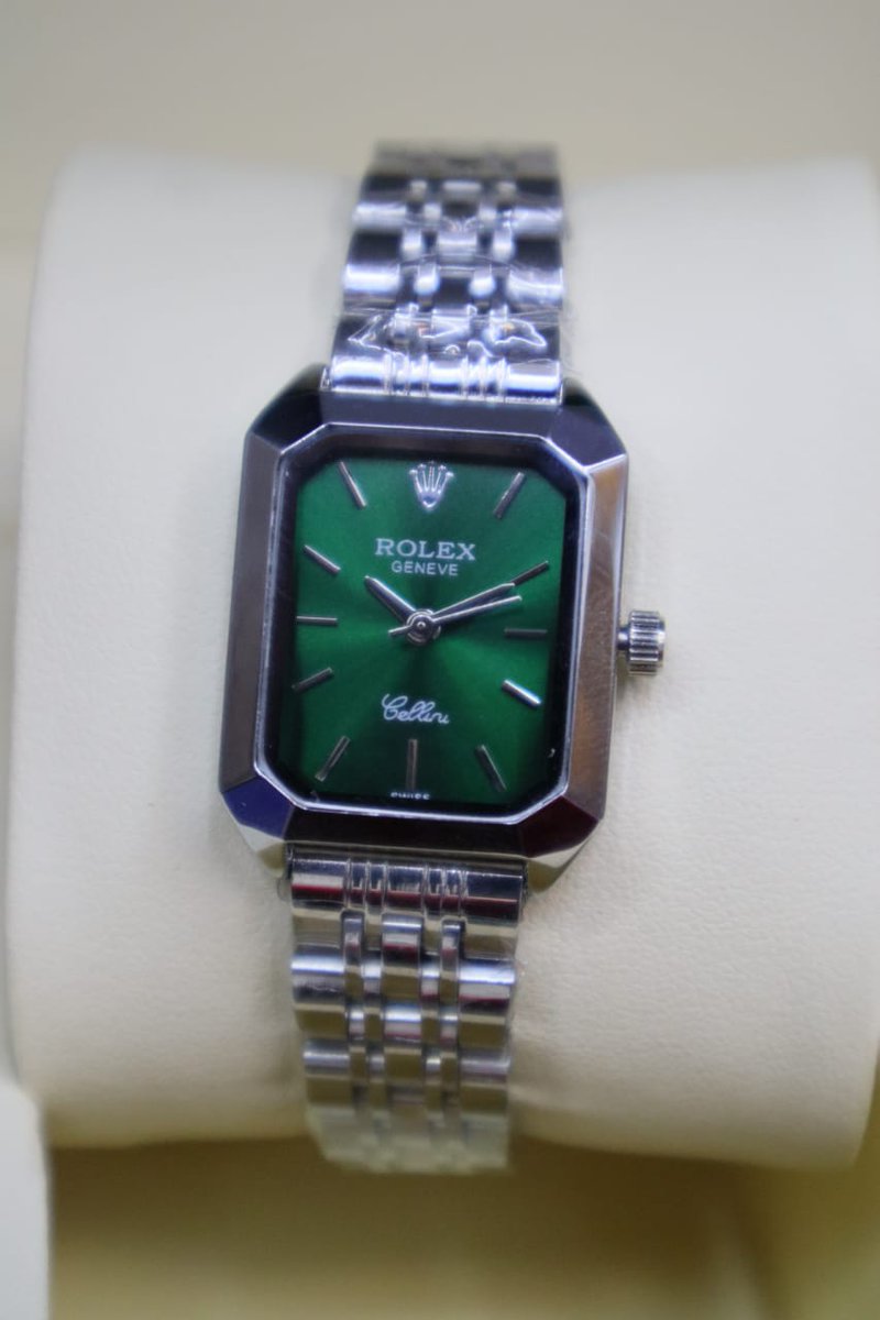 HillsEmirates's tweet photo. High Quality Rolex Swiss lady watch.  For just 90AED Kindly Inbox us for more details. +971582817399. https://t.co/WJNiV3lSyi