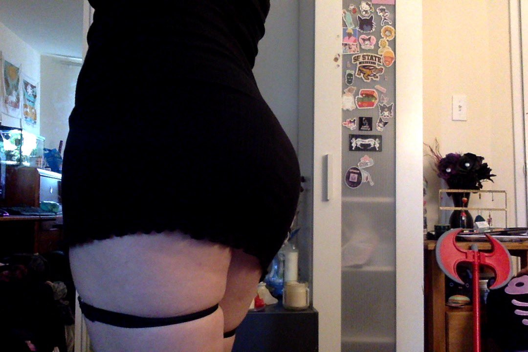 taurusdiet's tweet image. taken by my macbook