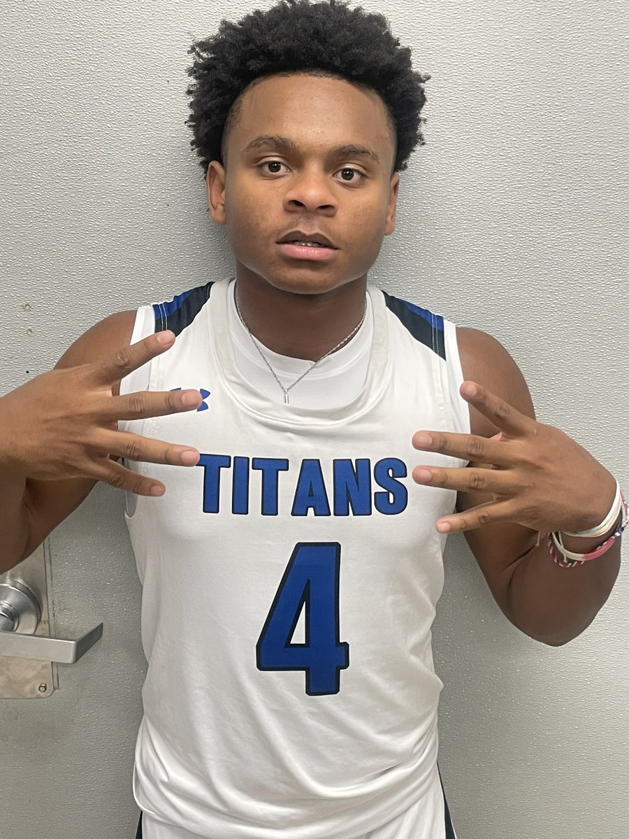 trasktitanhoops tweet media