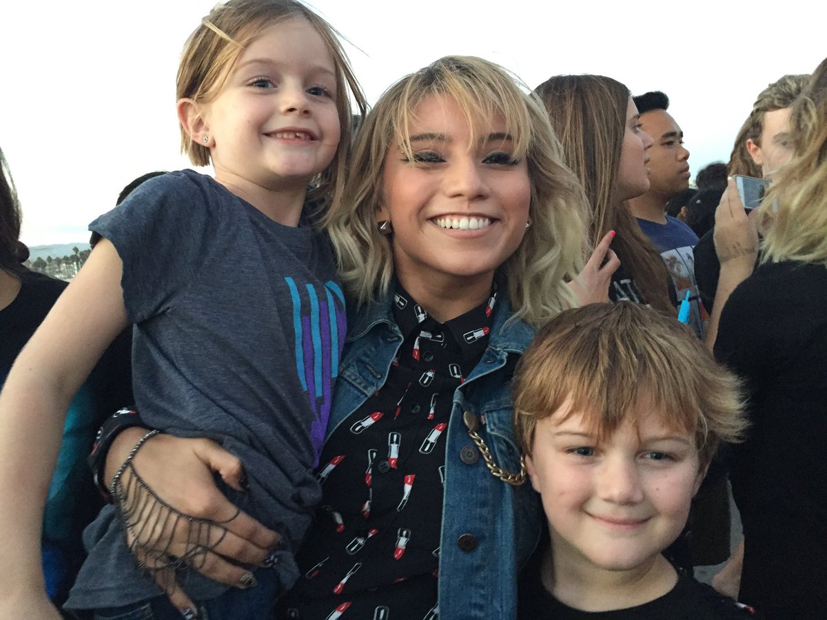 PTXFans's tweet image. Miss Thing is super excited to see @kirstin again! If you hear anyone screaming “I love Ms Kirstie”, you will know who it is. 😂 @PTXofficial