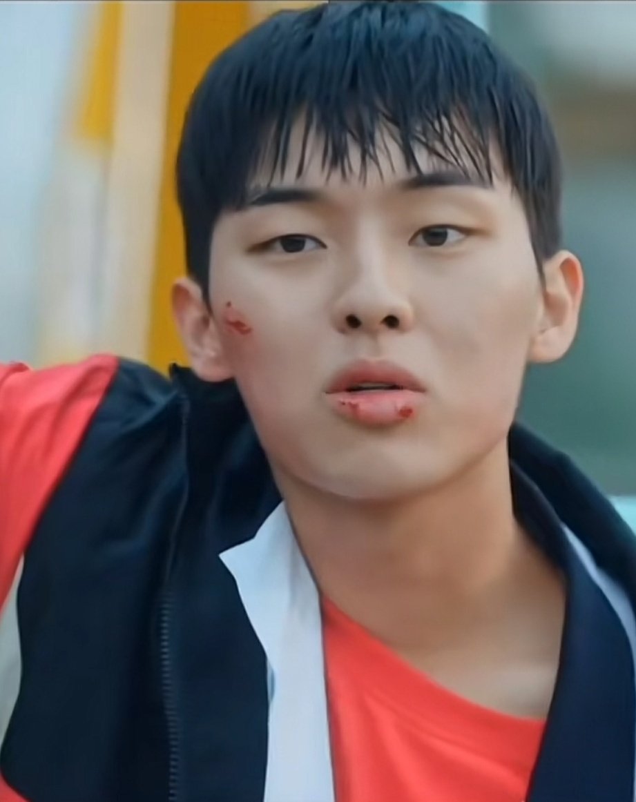 kdrama_menfess's tweet photo. •kdm•
Tengil2nya dia mirip Park Seo Joon 😭 https://t.co/n2nTPq4MzS