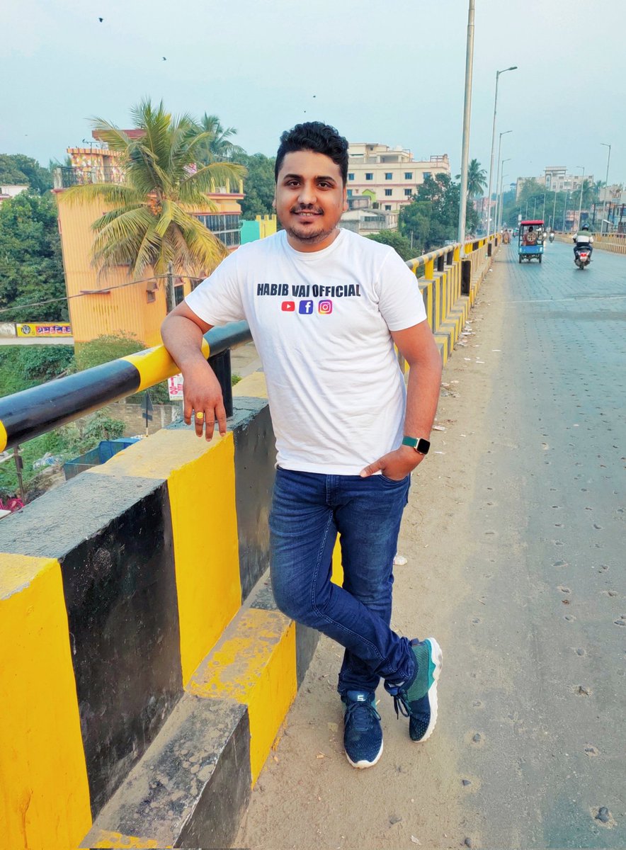 Emni.. ❤️ #Habib #HabibVlogs #DevEAmarDuniya #HabibVaiOfficial YouTube channel link 👇
youtube.com/channel/UCjMcA…
<a href="/idevadhikari/">Dev</a>