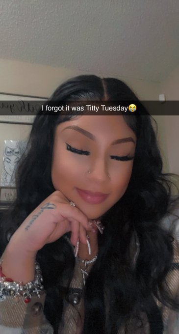 TW Pornstars - Julerri Amor🍒. Pictures and videos from Twitter. Page 2