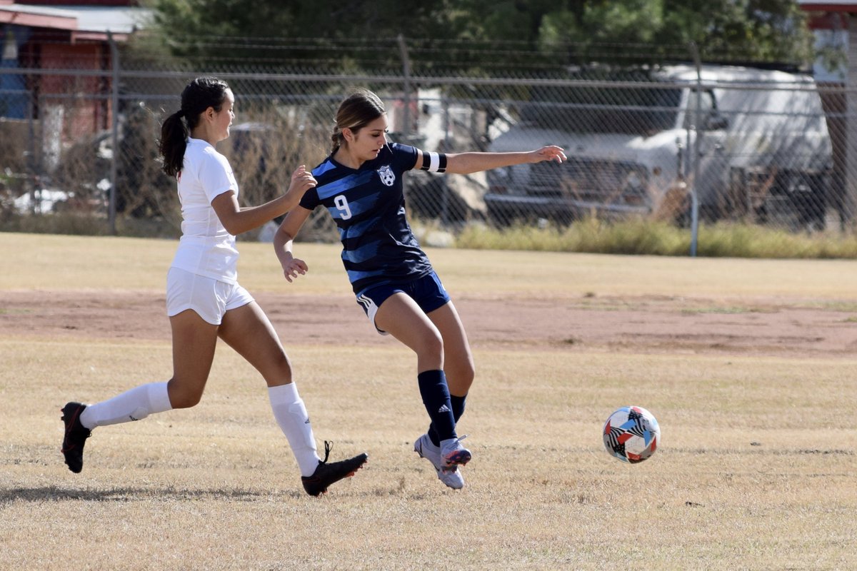 PuebloGSoccer's tweet photo. Pueblo struggles against #RioRico and lose 3-1 in their second game at Panther Tournament. Warriors face #Empire tomorrow at 2:30PM. #BounceBack ⚽️ https://t.co/PM62RQIwek