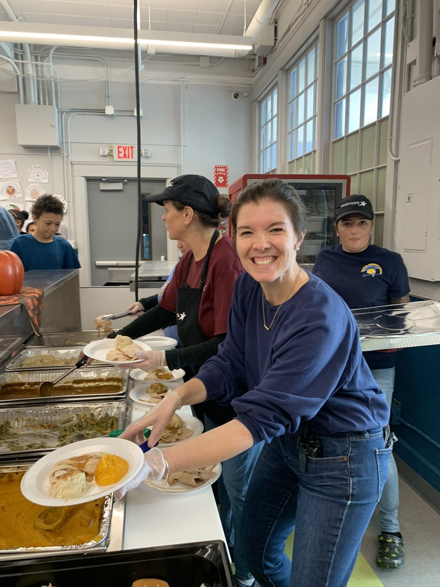 DBishop34's tweet photo. Not  sure who enjoyed the Thanksgiving dinner @SamuelSlaterJr more the staff or the students. Huge shout out to Aramark for an amazing event.  @PSD_Sup @LBRamzi @ksternham https://t.co/ubyrBgdiGL
