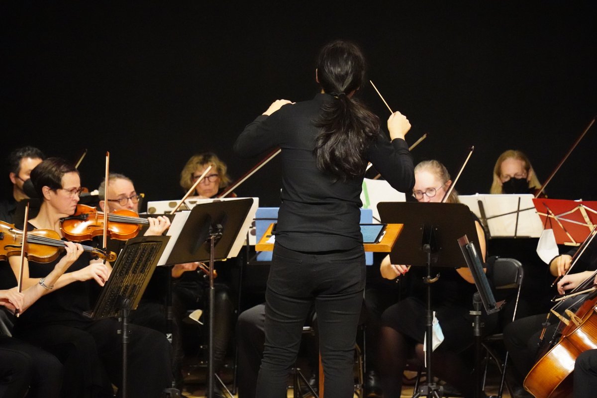 SAOrchTO's tweet image. SAO Season 9 Holiday Concert - Dec. 11, 2022 at 5:00 pm - and other SAO News mailchi.mp/9fe579d336be/s…

We've been busy in Season 9 - share our excitement!  Read more in our newsletter!  

Join us for our Holiday Concert:
stringsattachedorchestra.com/2022-holiday-c…