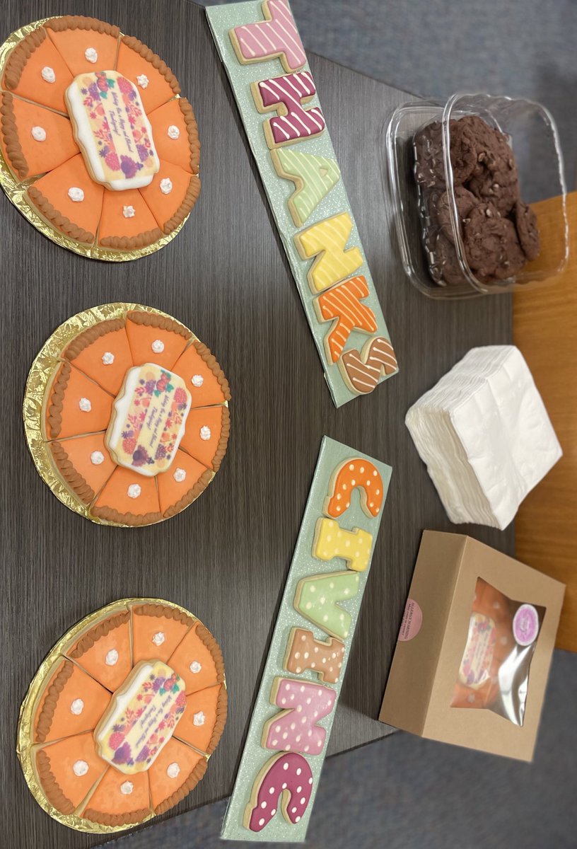 erineaton33's tweet photo. Today teachers were treated to these super cute and tasty cookies made by A Serendipity Cakery & Ice Cream Shoppe while we read well over a hundred comments from our community sharing their gratitude towards us. @Adams_Eagles #WWCSD #GreatFuturesStartRightHere #grateful https://t.co/8LkQrPS5m3