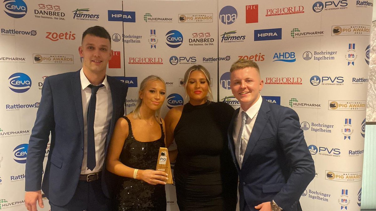 And the final winner at the #PigAwards for Producer of the Year is Katesbridge Farm – JMW Farms! An AMAZING achievement, massive congratulations! A huge thank you to our principal sponsor, <a href="/ForFarmersUK/">ForFarmersUK</a>