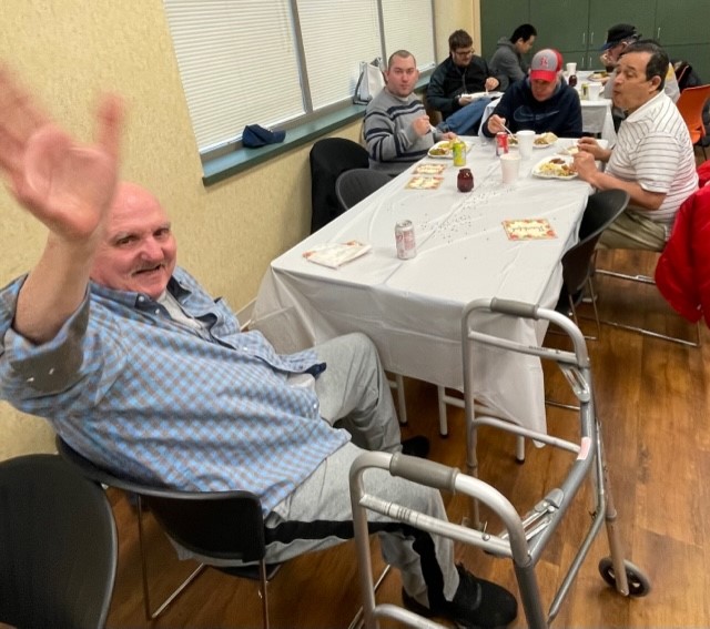 willowswayorg's tweet photo. Last week Darrell B. hosted a Thanksgiving celebration for the clients in our Realities program! What a gobble gobble good time! 🦃

#WillowsWay #LifeBeyondLimits #NonProfit #StCharles #StCharlesNonProfit #Thanksgiving #Disability #DisabilitySupport #DisabilitySupportServices https://t.co/7yLLBBh5d4