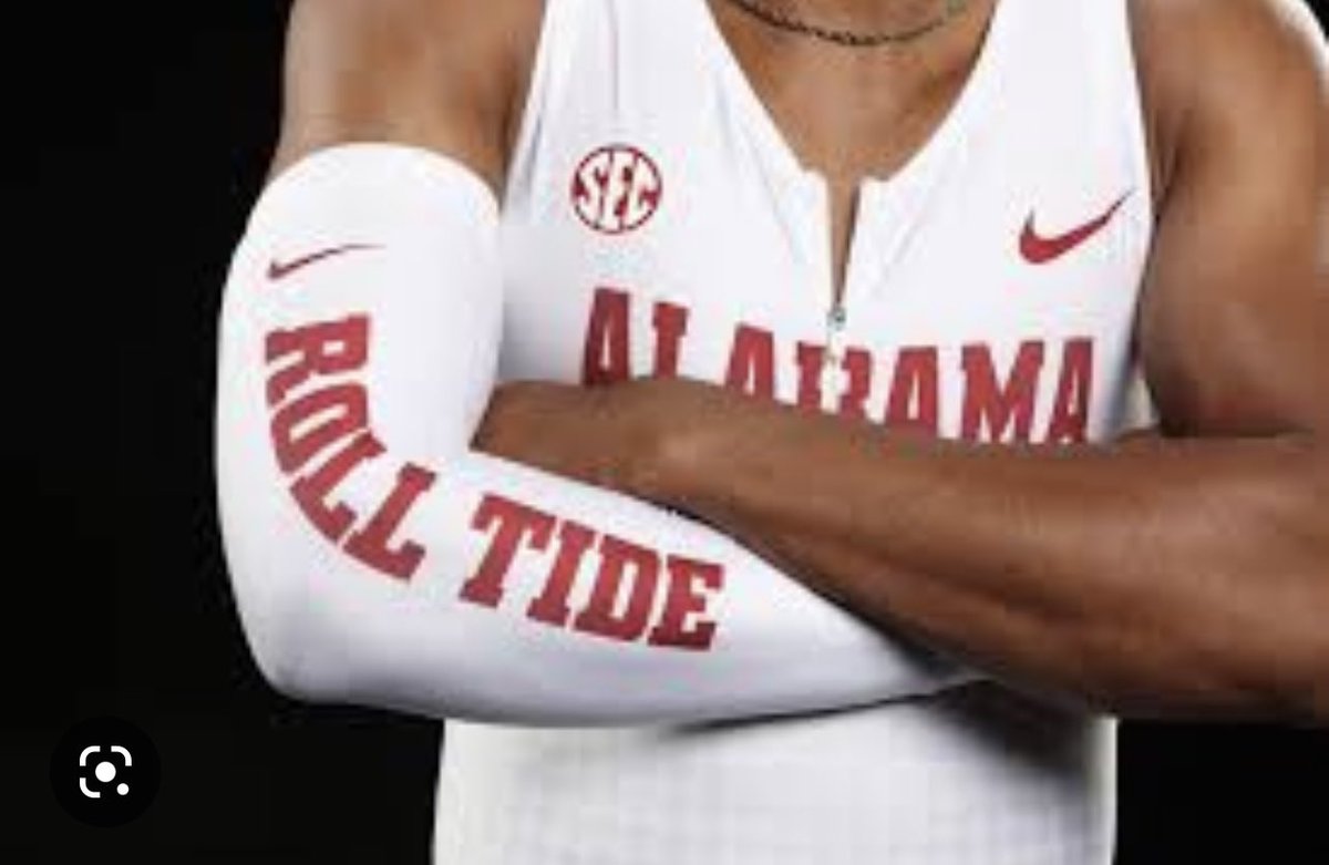 THoward2023's tweet photo. #AGTG I would like to thank @BamaCoachWiley for offering me the opportunity to run for @AlabamaTrack. Major Blessing.  #RollTide @coachwaters @milesplit @Athleticdotnet @RP_BoysTrack @3_AM_26 @axele20 @MainlandJaguars https://t.co/Opp1mqMbDw